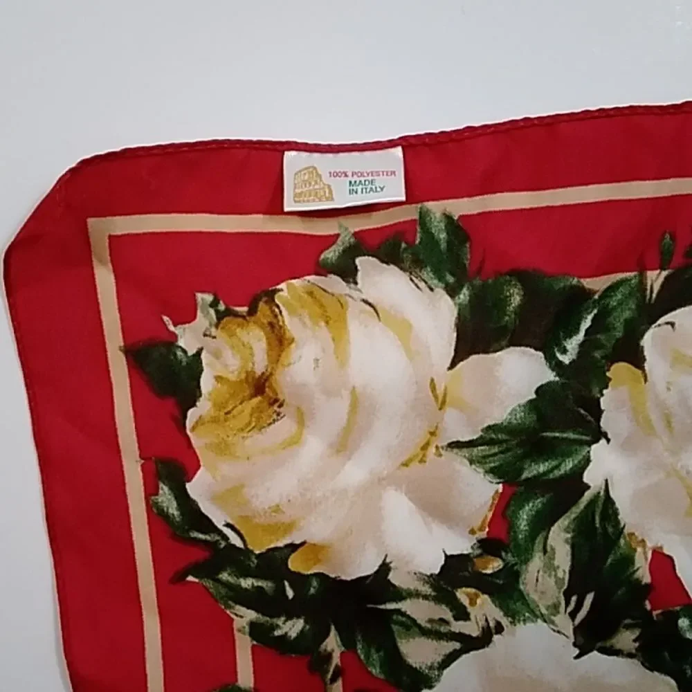 Vintage 100% Polyester Made In Italy Women Scarf Size 34x34